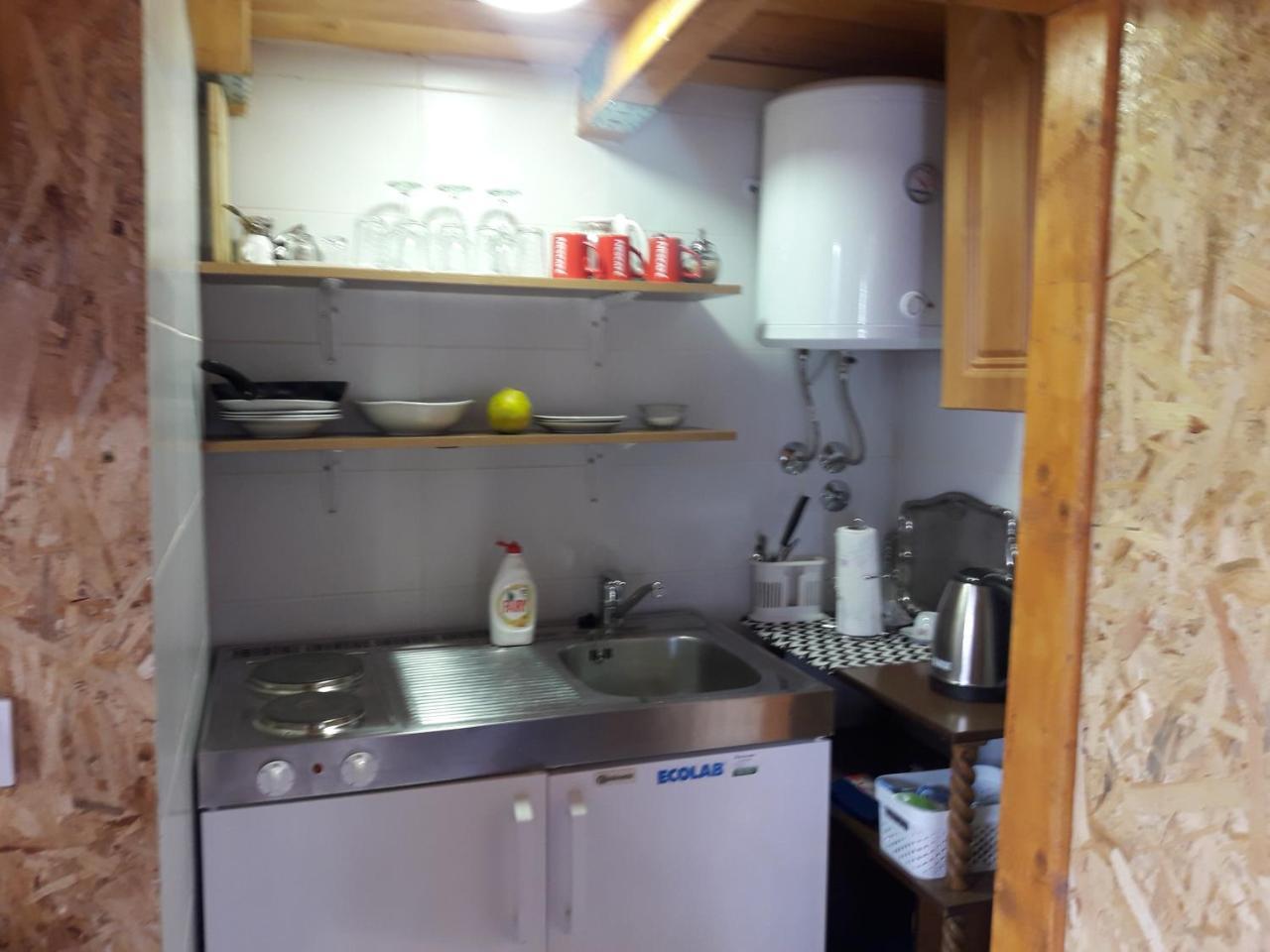 Obiteljski Apartman Borovi Visoko Exterior foto